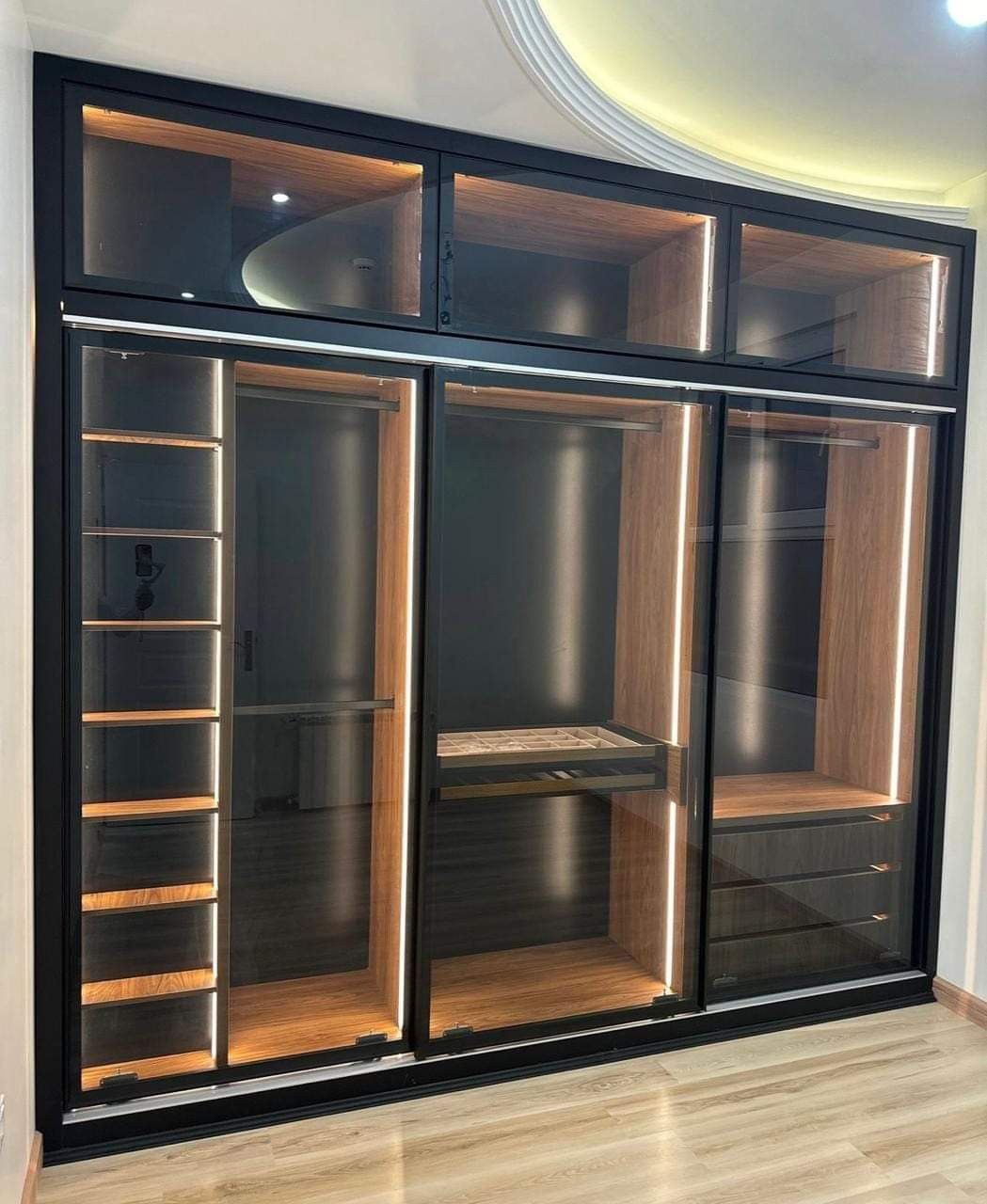 تفصيل وتركيب دواليب بجدة